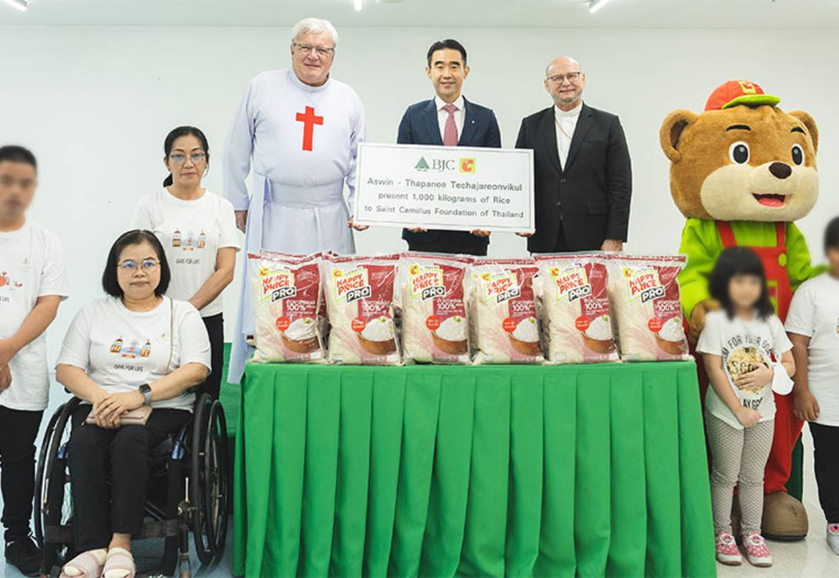 กลุ่มบีเจซี บิ๊กซี มอบข้าวสาร จำนวน 1,000 กิโลกรัม สนับสนุนมูลนิธิคณะนักบุญคามิลโลแห่งประเทศไทย