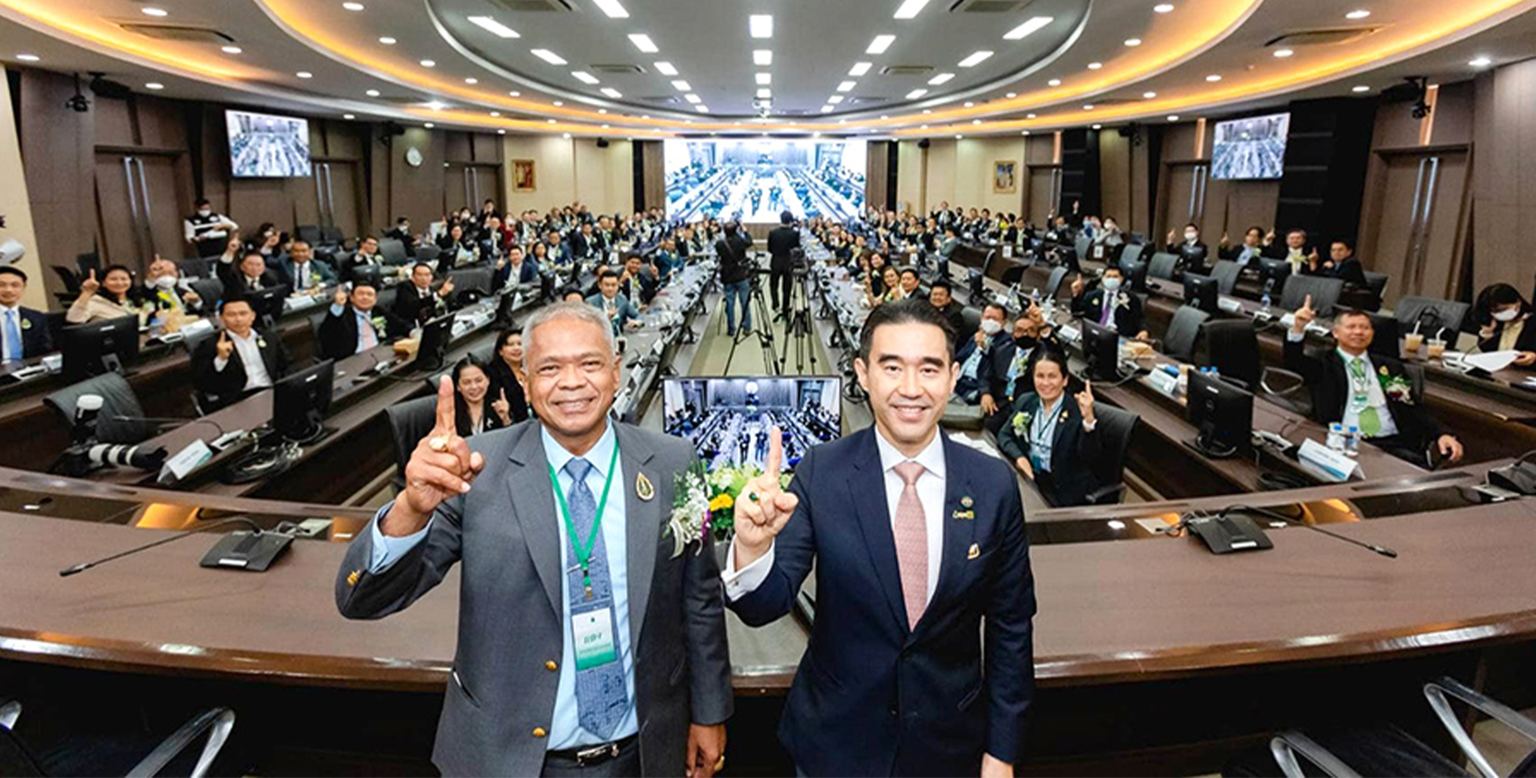 คุณอัศวิน เตชะเจริญวิกุล ได้รับเกียรติเป็นวิทยากรร่วมบรรยาย หัวข้อ “From now to the next” ในงานเปิดหลักสูตร “วิทยาการเกษตรระดับสูง (วกส.) รุ่นที่ 3”